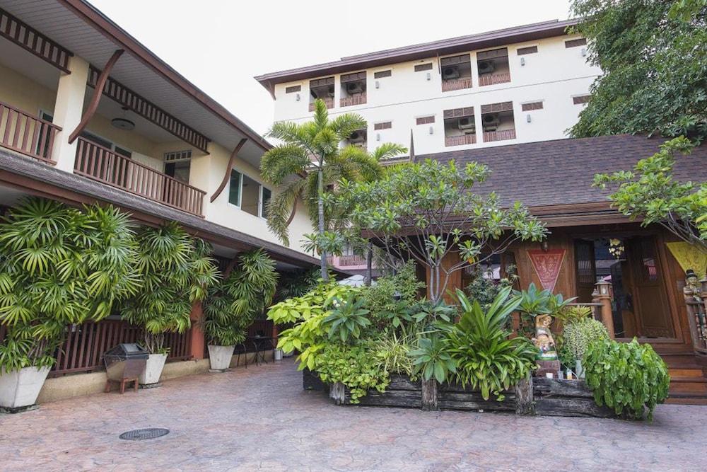 Orchid Resort Bangkok Exterior photo