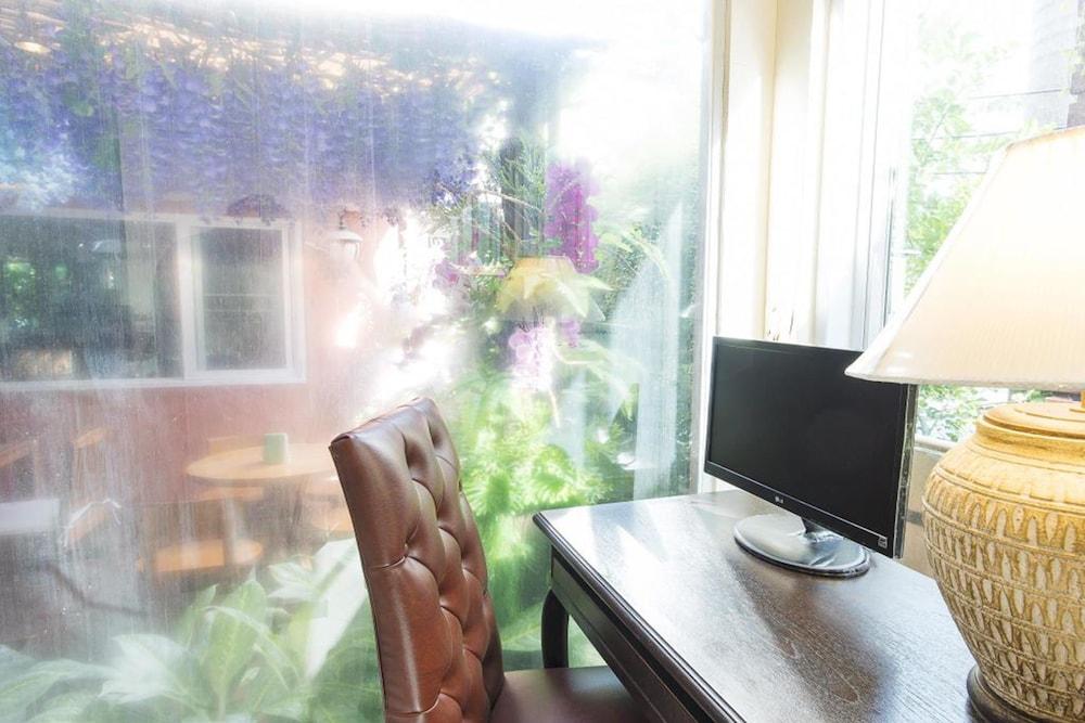 Orchid Resort Bangkok Exterior photo