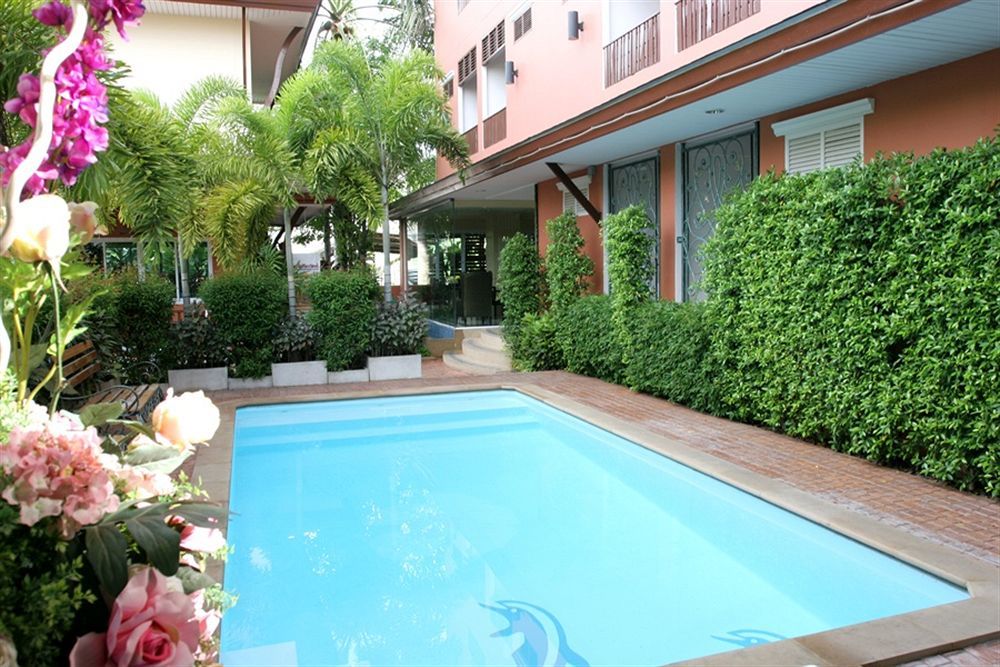 Orchid Resort Bangkok Exterior photo