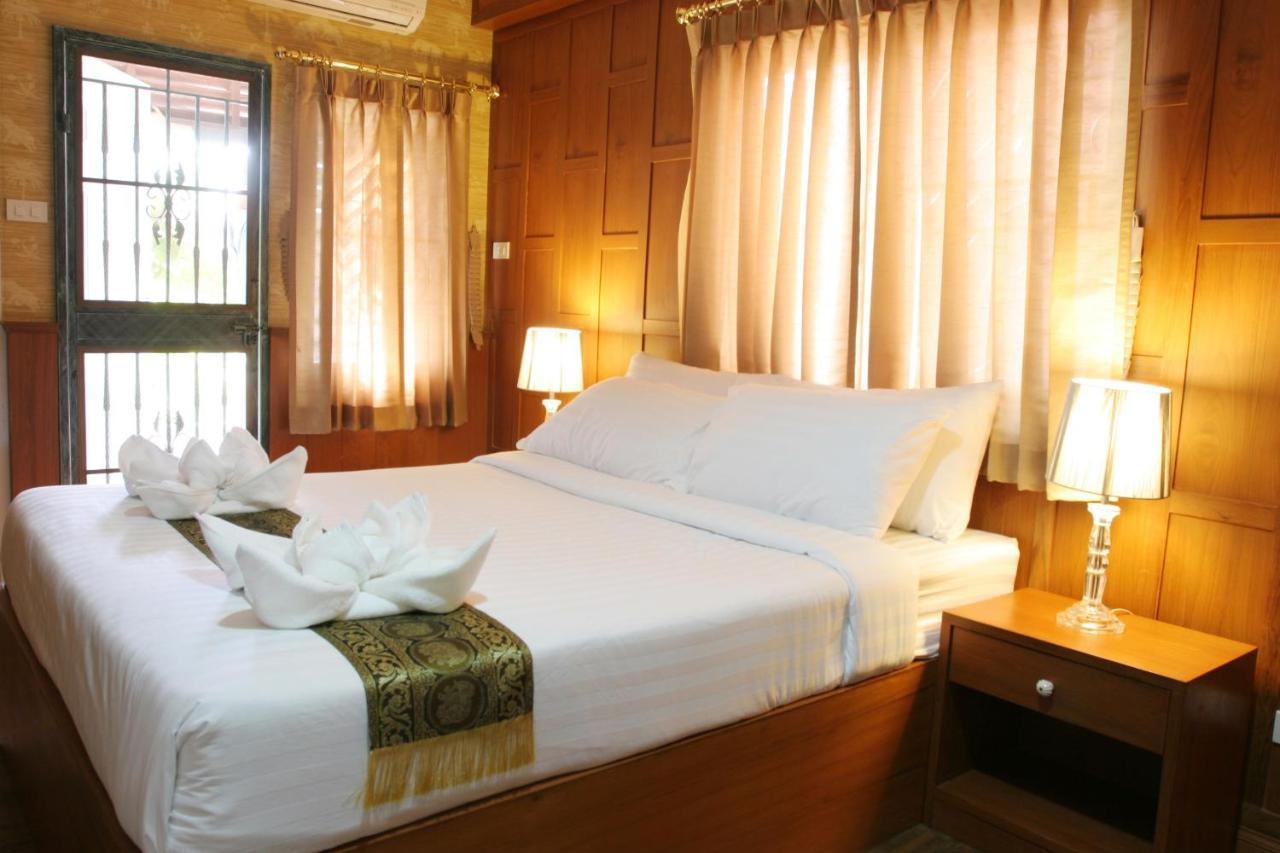Orchid Resort Bangkok Exterior photo